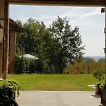The Berghouse - La Casa Sul Clivo With Jacuzzi Semesterbostad Bergamasco