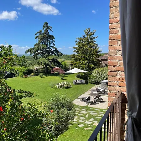 The Berghouse - La Casa Sul Clivo With Jacuzzi