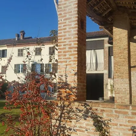 The Berghouse - La Casa Sul Clivo With Jacuzzi Feriehus *