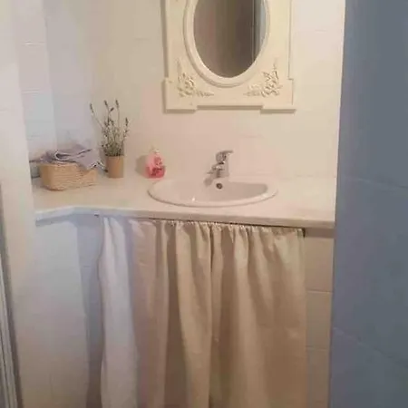 The Berghouse - La Casa Sul Clivo With Jacuzzi Feriehus