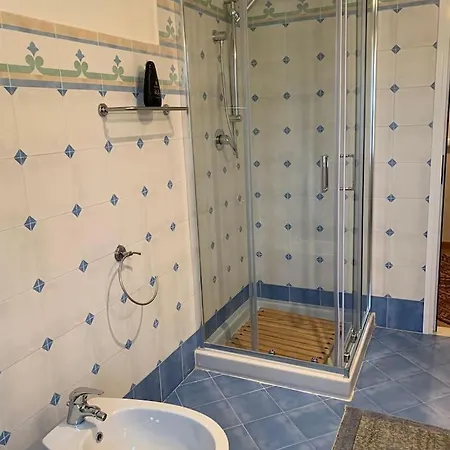The Berghouse - La Casa Sul Clivo With Jacuzzi Feriehus Bergamasco