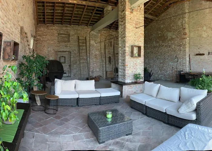 Feriehus The Berghouse - La Casa Sul Clivo With Jacuzzi